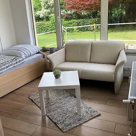 Ruhiges Apartment Mit Blick In Den Garten Alsdorf Eksteriør billede
